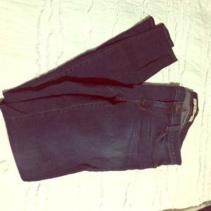 Barely worn J Brand skinny jeans! Sz 27